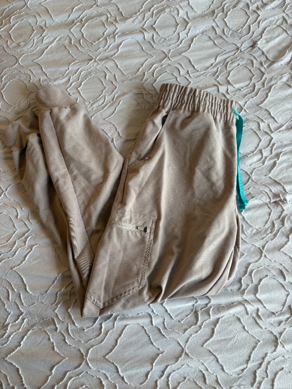 DISCONTINUED Figs Yola Skinny Scrub Pants – Boulder